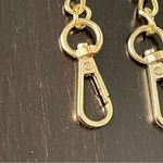 Bag chain with fringe, gold tone metal, carabiner closure 47” total length Photo 6