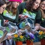 Gibson Earth day today show T-shirt Photo 3