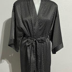 Victoria's Secret Victoria’s Secret Black & White Pattern Satin-like Robe Size Small Photo 0