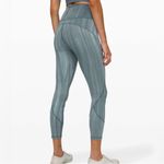 Lululemon  In Movement Tight 25" Everlux Linear Spray Dye White Deep Ocean Size 2 Photo 1