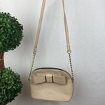 Betsey Johnson Tan Zip Close Chain Strap Bow Trim Crossbody Handbag Photo 3