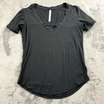 Aritzia Babaton Womens Top Size XS Black Short Sleeve V-Neck Basic Classic Photo 0