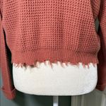 Moon & Madison Rust Distressed V Photo 3