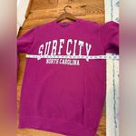 Comfort Colors Surf City North Carolina NC  Sweatshirt Size Small Photo 5