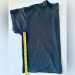 Lululemon Cortes Crop T Shirt Black Women's Size Small Short Sleeve Gym Workout Photo 5