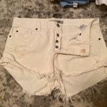Amuse Society Cream Jean Shorts Photo 0