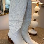 White Cowboy boots Size 5 Photo 0