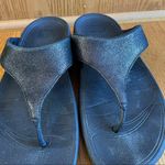 FitFlop Sandal Women 7 Lulu Black Shimmer Suede Thong Walking Toning EUC Photo 4