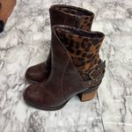 Pierre Dumas  cheetah animal print leather brown ankle boots block heel size 7 Photo 2