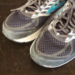 Brooks  addiction 13 running‎ shoes sneakers women’s size 9 gray & teal Photo 8