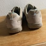 Skechers Women's Beige Tan Reggae Walking Shoe size 7.5 Active Workout Outdoor Photo 4