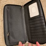 Lounge Fly NWT Disney Parks  Mickey Mouse Wallet Photo 5