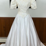Beautiful Vintage 1980s/90s Wedding Gown! White Size 10 Photo 0
