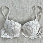 Victoria's Secret Dream Angels Eyelet Lace Bra Photo 0