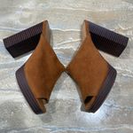 EXPRESS Brown Mules Sandals Women’s 7 Photo 3