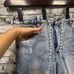 Celebrity Pink EUC Distressed Acid Wash Jeggings Size M Photo 4