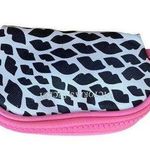 Victoria's Secret Small Victoria’s Secret coin bag Photo 0