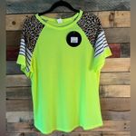 Sunshine‎ & Rodeos Neon Leopard Sleeve Top Size XL Green Photo 0