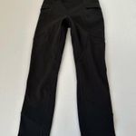 Lululemon Game Point Crop 23” in Size 2 Photo 2