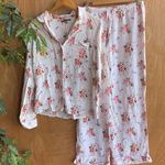 Wildfox Floral Rose Print Lovers Bouquet Pajama top Photo 1