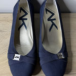 Anne Klein Sport Navy Blue Wedge Heel AKDEFINITELY Round Toe Bow Pump Office 9.5 Photo 0