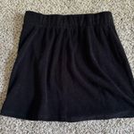 Sleek Black Mini Skirt for Versatile Style Size M Photo 3