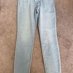 Old Navy Women’s  super skinny jeans 6 Photo 0