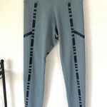 PINK - Victoria's Secret Victoria’s Secret PINK Green Ultimate Leggings Small Photo 0