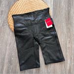 Spanx Nwt  faux leather biker shorts women’s size M‎ Photo 2
