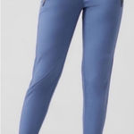 Athleta  Trekkie Jogger Cottage Blue Joggers Pants Size 8 Womens Ripstop Mid-Rise Photo 0