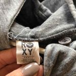 Roxy Gray distressed look hoodie Soft sweatshirt Women’s Juniors Size S Small Photo 7