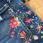 American Eagle Hi-Rise Shortie Floral Embroidered Denim Shorts Size 8 Photo 8