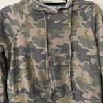 Tresics  Camouflage Long Sleeve Hooded Cropped Top Photo 1