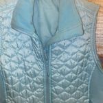 L.L.Bean  light blue lightweight vest size medium Photo 1
