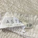 ASTR  The Label Women's White Linen Blend Puff Sleeve Smocked Crop Top Size XS Photo 2