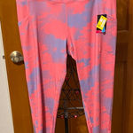 Pro Player 🏃‍♀️🏃‍♀️🏃‍♀️BOGOHO 🏃‍♀️🏃‍♀️🏃‍♀️Pink and Purple Camouflage Leggings-Large Photo 0