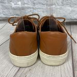 Universal Threads Universal Thread women 7 tan & white tie up casual shoes Photo 2