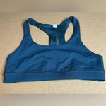 Lululemon  Athletica invigorate bra Hong Kong sar green size 4 Photo 1