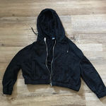 Old Navy Black Hooded Women's Jacket - crop top scrunch Photo 0