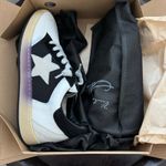 Vintage Havana NEW  Gigi Leather Sneakers Tennis Shoes White/Black Star Size 7.5 Photo 3