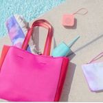 Summersalt  The Perfect Beach Tote Hibiscus & Lava Neoprene Bag - NWT Photo 1