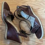 Calvin Klein Catherine Women's Brown Leather Wedge Sandals size 8 Photo 3