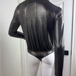EXPRESS  Womens Gold Metallic V-Neck Long Sleeve Bodysuit Top Size XSmall. #361 Photo 3