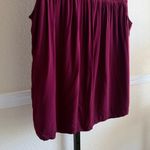 Old Navy Womens L Large Top Blouse Sleeveless Pintuck Burgundy Layered Layering Photo 3