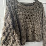 On Twelfth  size medium green sweater with cute sleeves Photo 1