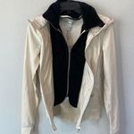Lululemon Off White Scuba Jacket With Removable Vest Size 4 Photo 6