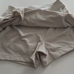 Slazenger  Women's S Skort
Tan Polyester Spandex EUC Photo 2