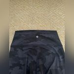 Lulu Lemon Align HR Pant 23” Size 6 in Black Camo *STINGY LINT Photo 4