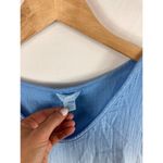 Caslon NWT  Woven V-Neck T-Shirt in Blue Cornflower Ombre Size Small Photo 2