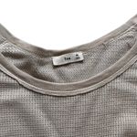 Aritzia TNA Alder Thermal Long Sleeve Waffle
Knit Relaxed Fit Top, Sz XS Photo 9